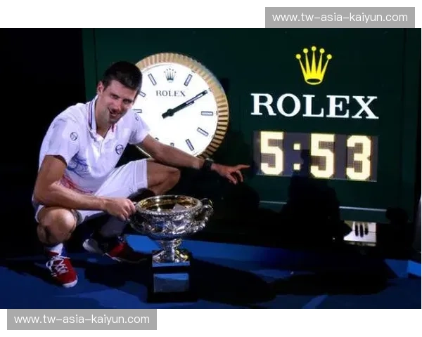 战报澳网：冰火对决，网球荣耀现场